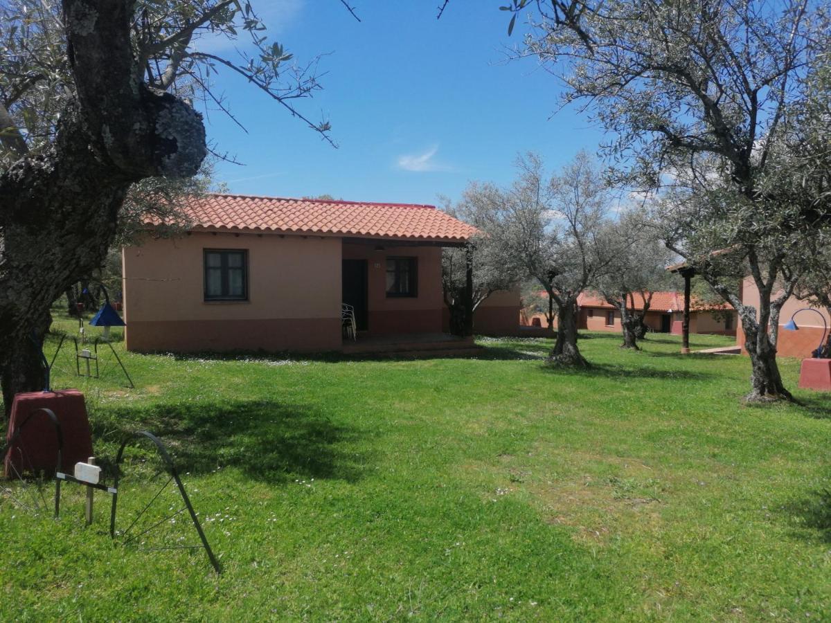 Resort Vacacional Aldea Vetonia En Hervas" Ideal Parejas Y Familias" Chquipark, Zonas Deportivas Bar Restaurante Y Actividades Diarias Zonas Infantiles Piscinas -No Se Admiten Mascotas Julio Y Agosto- Exterior photo